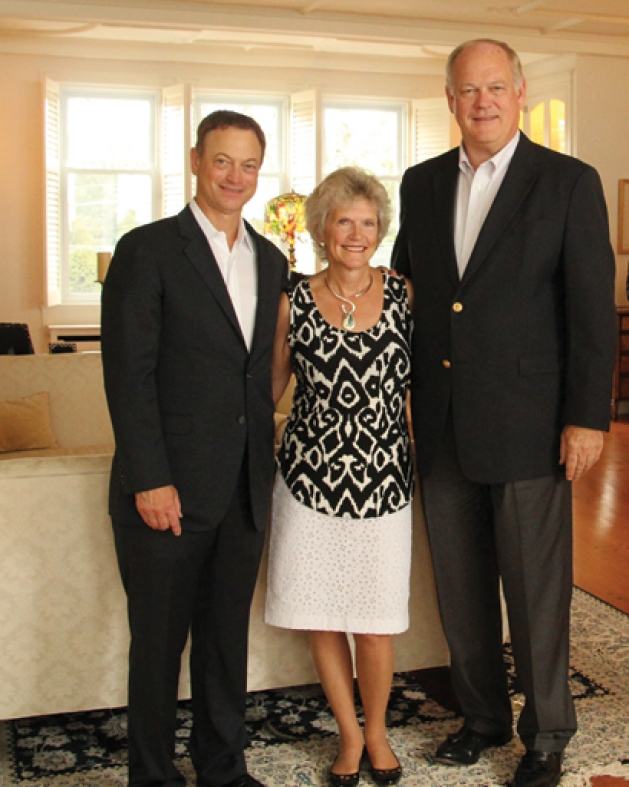 Gary Sinise with Georgia and Jim Thompson