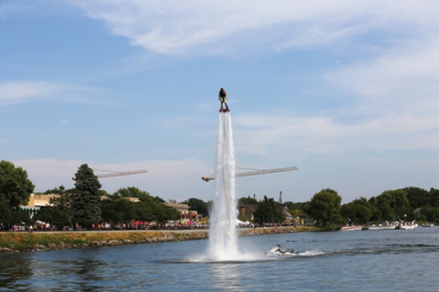 Twin Cities River Rats FlyBoard Man