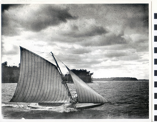 Lake Minnetonka sailing boat the Onawa