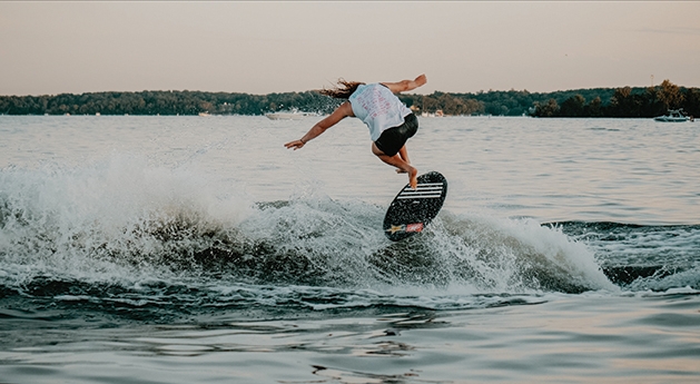 The Minnesota Wakesurf Championship (MNWSC) 