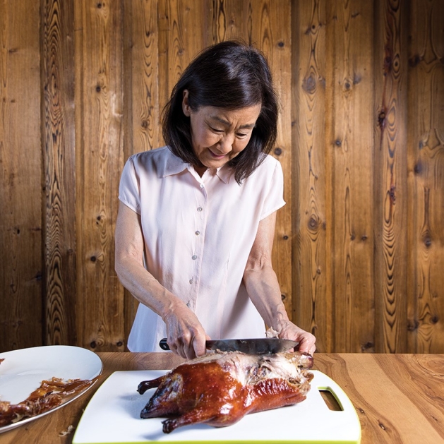 Ivy Chang preparing Peking Duck.