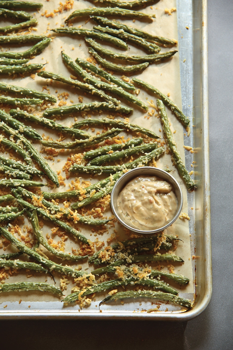 Parmesan green bean fries.